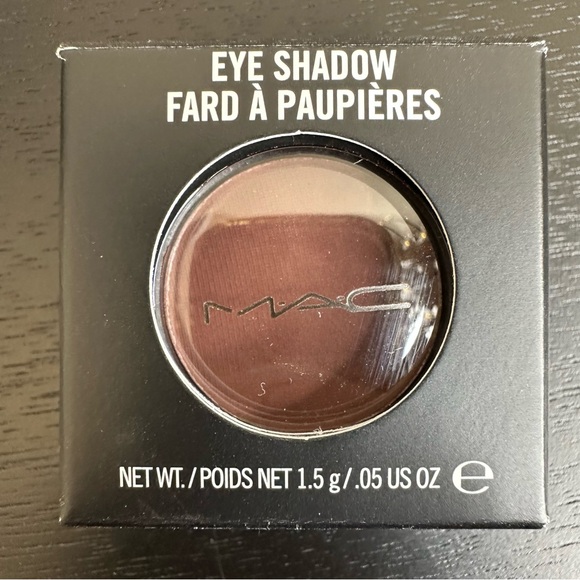 NWOT MAC EMBARK Matte Eyeshadow - Picture 3 of 3